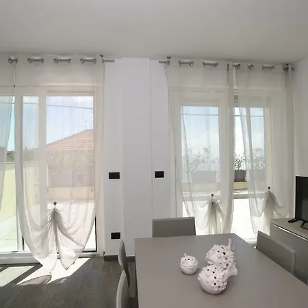 Poggio Fiorito Apartment